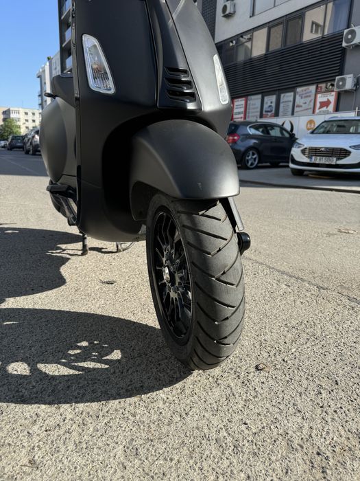 Scuter Vespa Notte - doar cu B