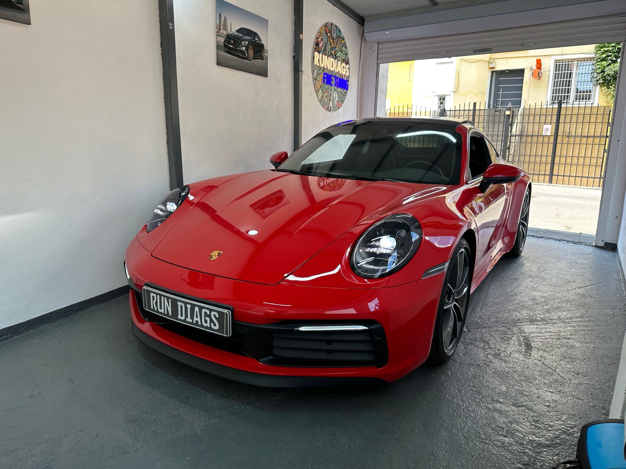 FullScreen Apple CarPlay/Android Auto pt Porsche (pe tot ecranul)