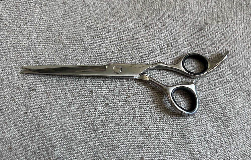 Foarfecă profesională frizerie/coafor, inox, design ergonomic