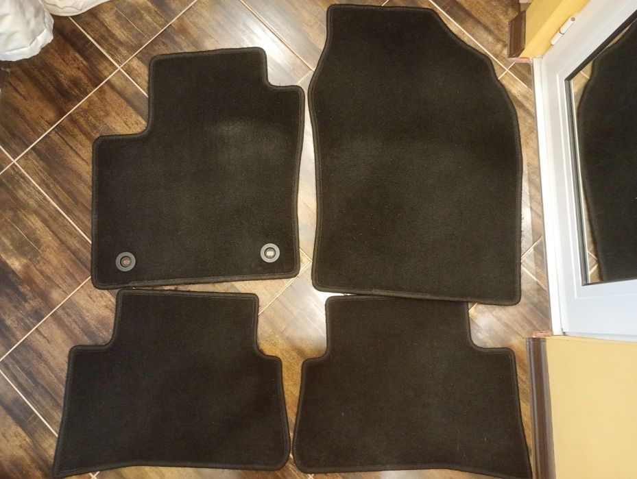 Стелки Тойота Toyota C-HR