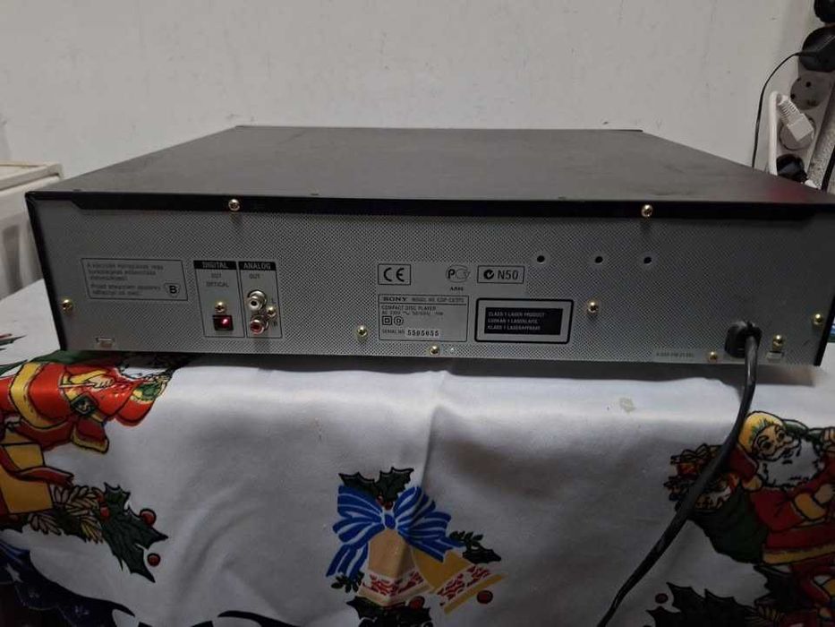 SONY CDP-CE345--SONY CDP CE-375 CU magazie de 5 CD