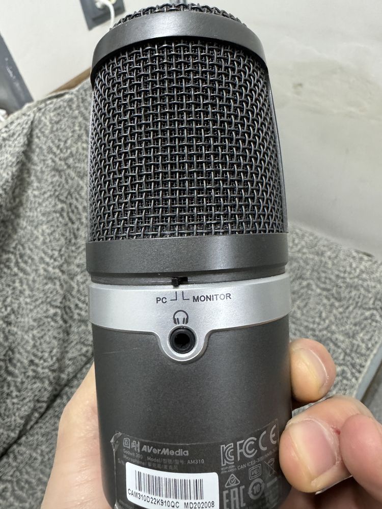 AM310 USB Microphone