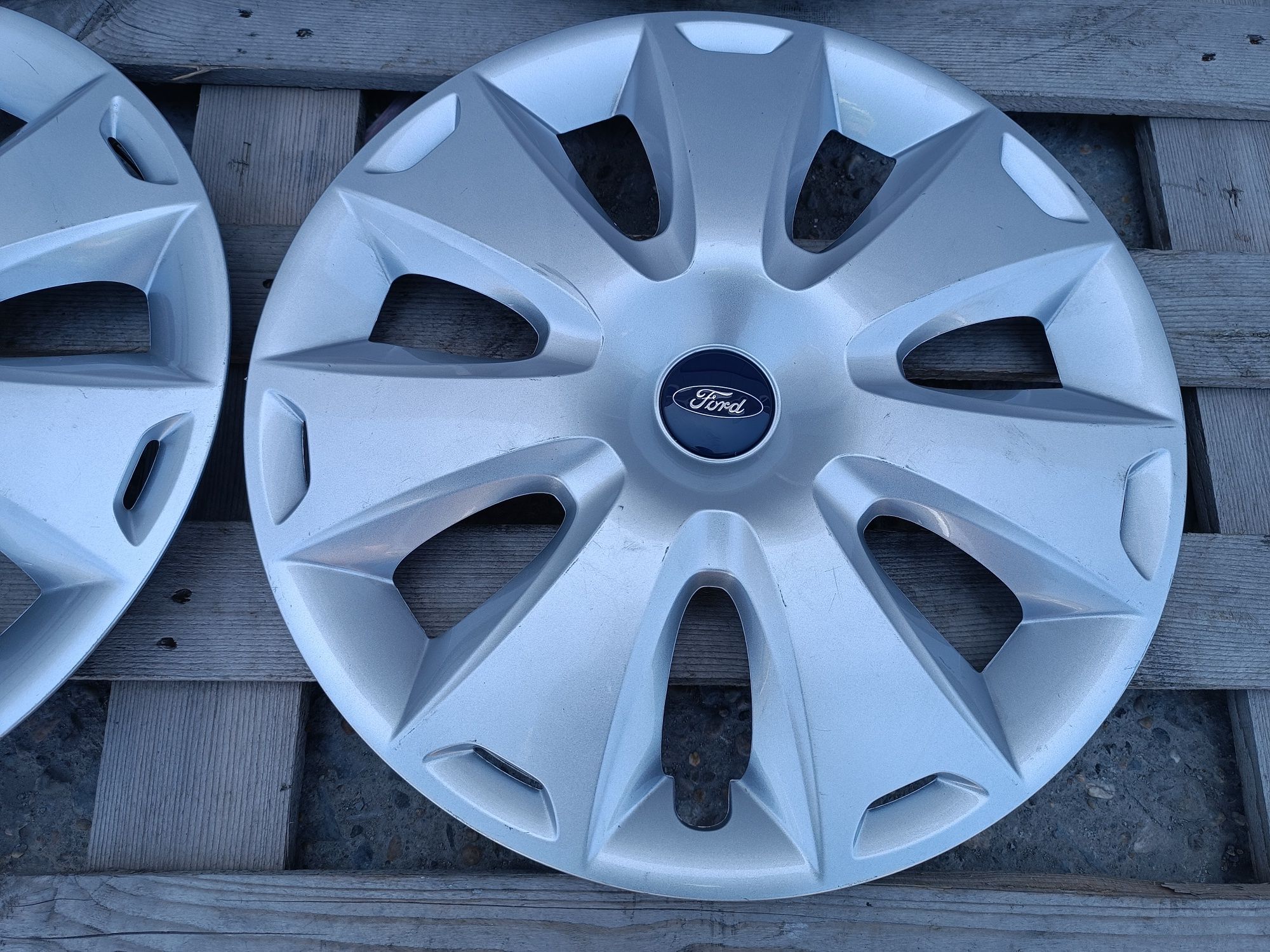 Оригинални тасове Ford 16 цола
