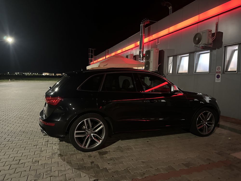 Audi SQ5 COMPETITION  326 cp