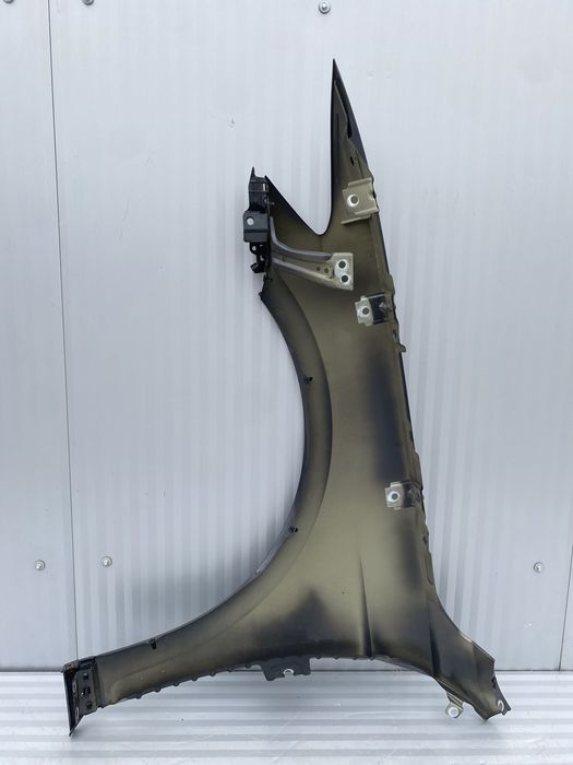 Aripa dr fata vw Passat B8 Complecta cod culoare LI7F  2015-2020