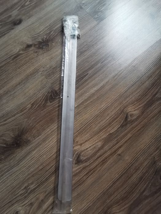 Отдам торцевую планку для столешницы 40 мм. Хром