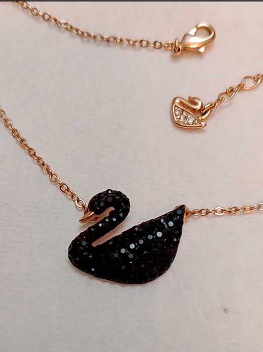 Бижу Swarovski ново