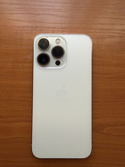 Iphone 13 Pro 128 GB с минимални забележки