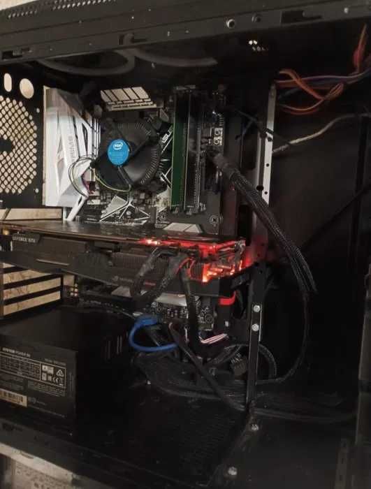 Гейминг Компютър I5 9400F 16GB GTX 1080 TI
