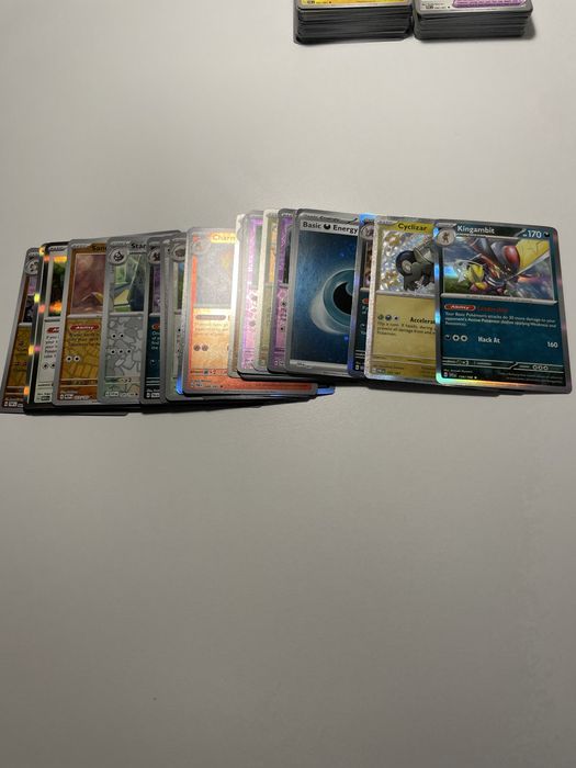 150+ Pokemon Carti
