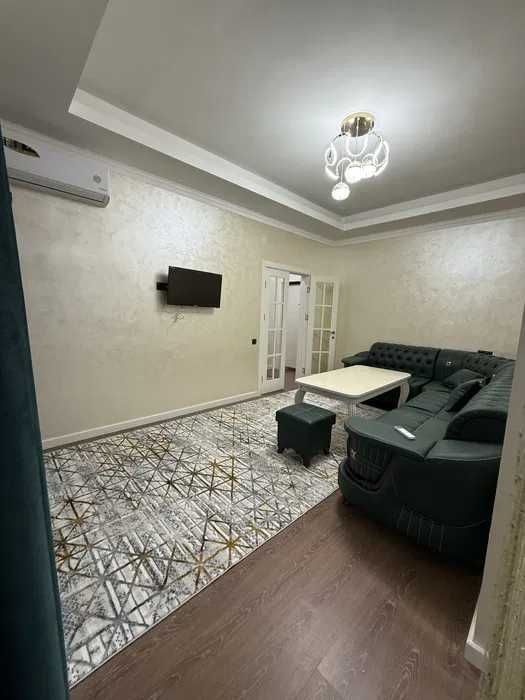 Сдам квартиру в Ойбек метро 2/2/5  *971