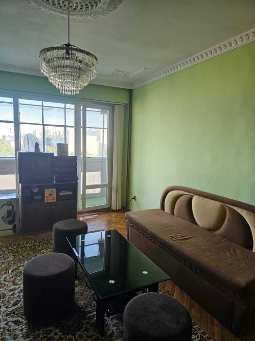 Трошево, тристаен, среден, източен