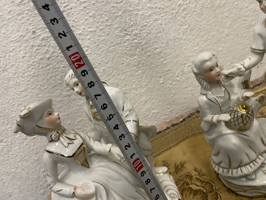 Немска фигура от порцелан с маркировка - два броя