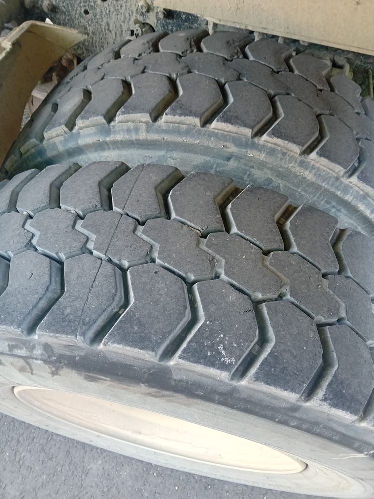 Vand 2 ansambluri basculabile man si volvo