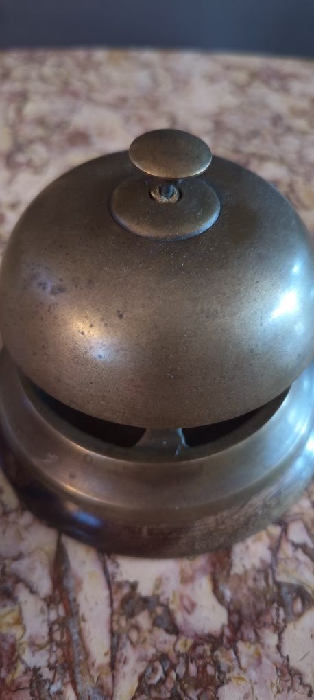 Clopot mare vechi de recepție din bronz și lemn antic vintage