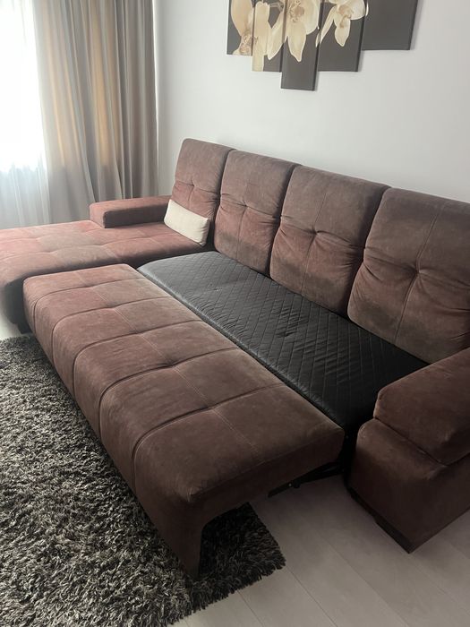 Coltar living extensibil cu lada de depozitare