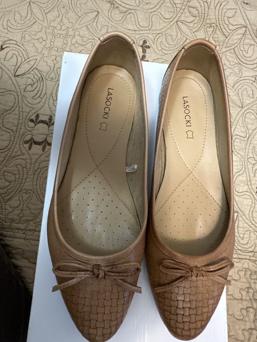 Balerini deosebiti Lasocki marimea 38 piele naturala - oferta buna.