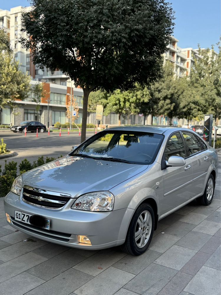 Chevrolet Lacetti 1.8 2012 Srochno