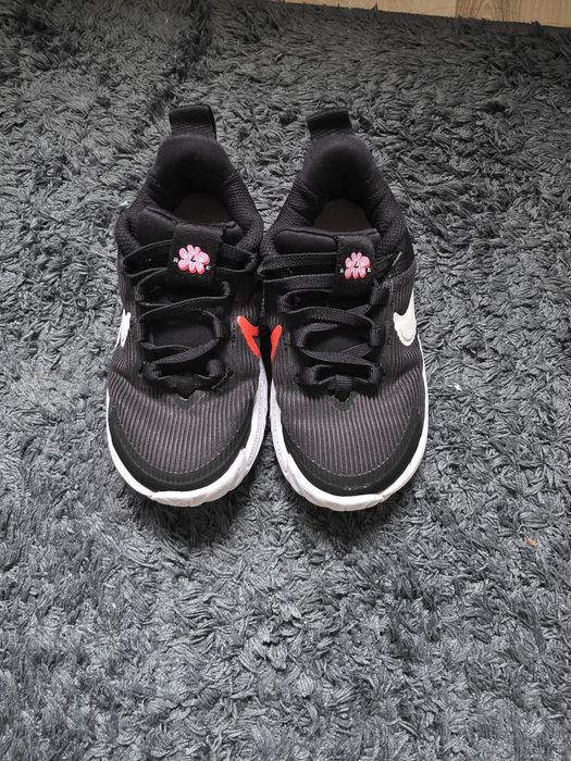 Детски маратонки найк