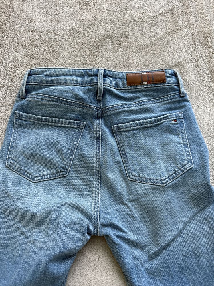 Дънки Calvin Klein , Tommy Hilfiger