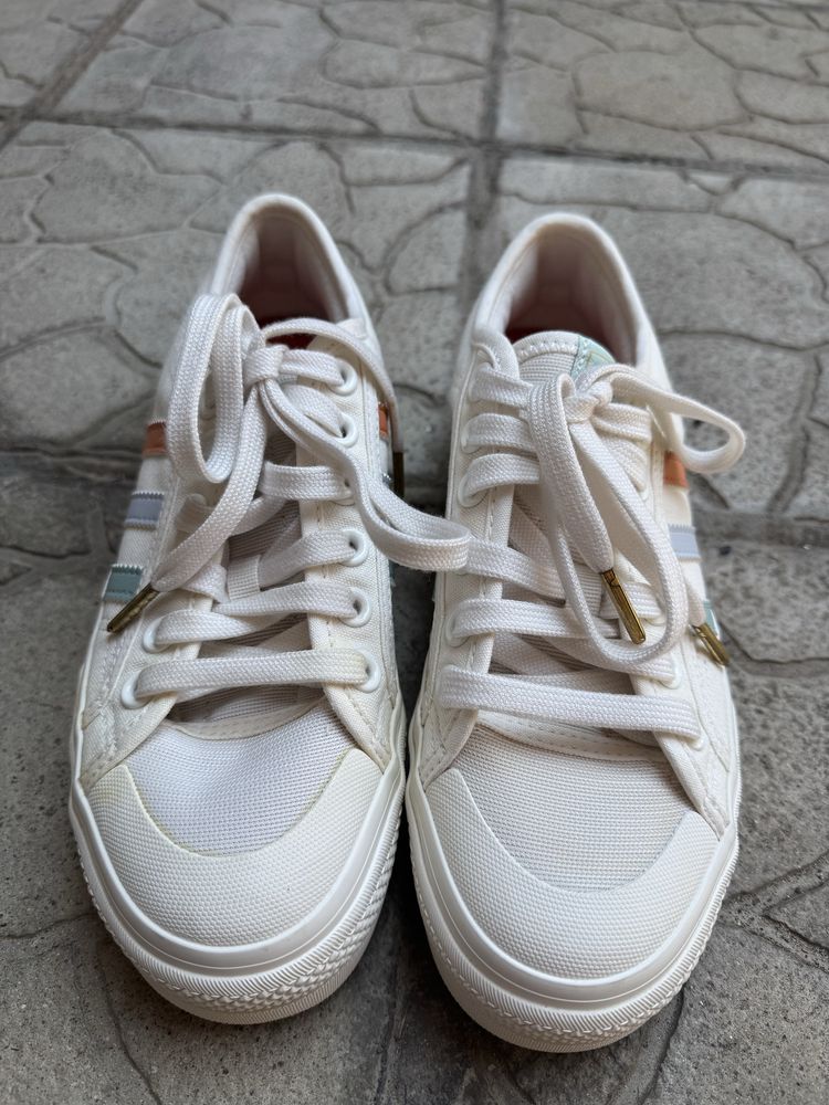 Adidas Nizza в бял цвят чисто нови