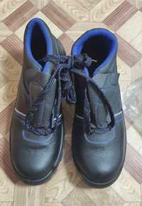Ботинки мужские размер 42-43
