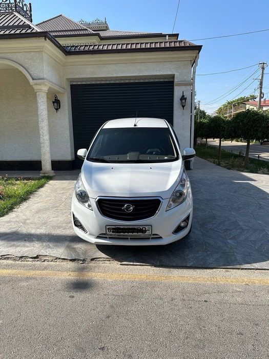 Spark ravon avtomat 2018yil 222000 km 8200u.e.