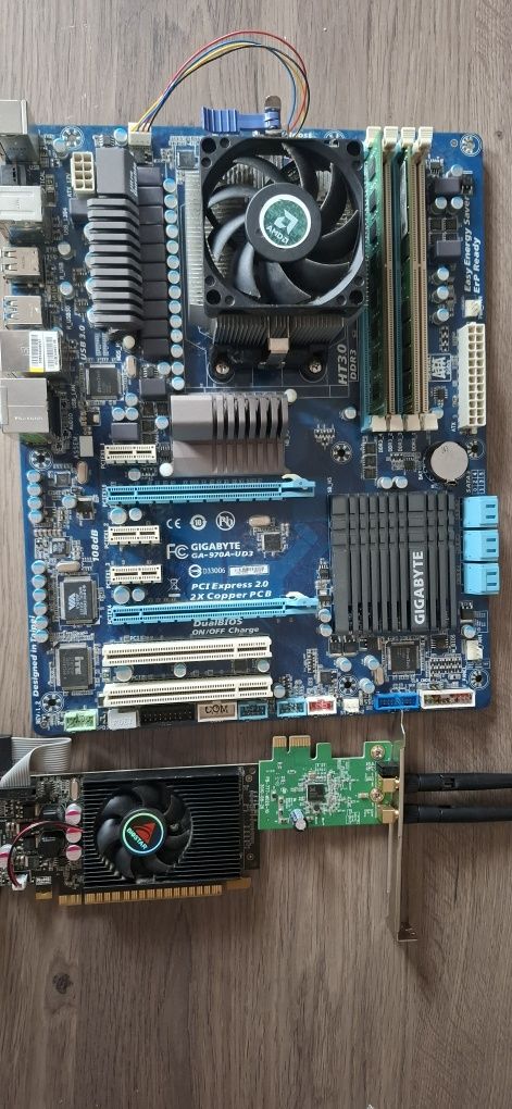 Motherboard - AMD FX 6100 GIGABYTE GA-970A-UD3 комбо