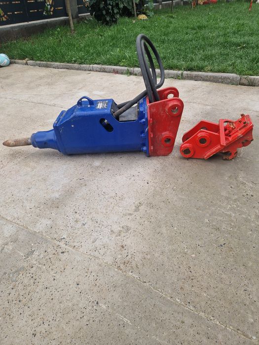 Vand picon miniexcavator  DEMOTER SI CUPLA RAPIDA  Nouă import Italia