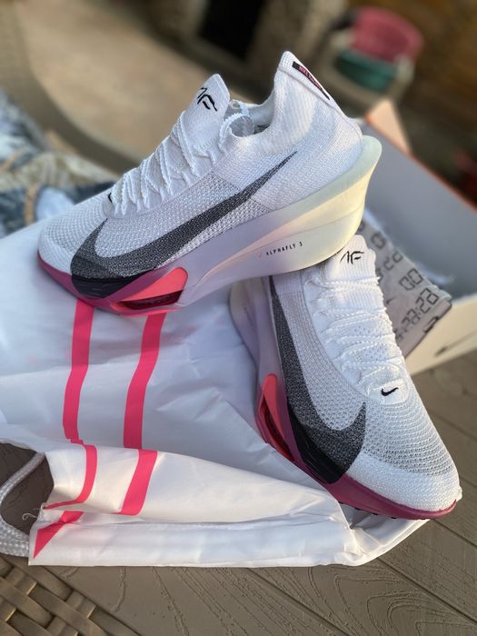 Adidasi Nike Zoom Alpha Fly