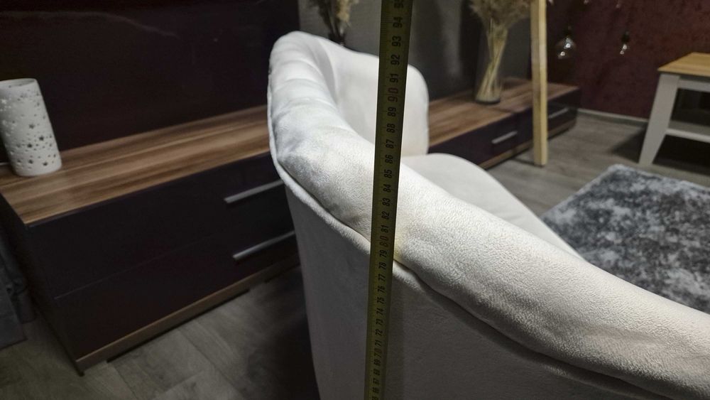 Canapea/bancheta 2 persoane crem eleganta cu picioare metalice aurii