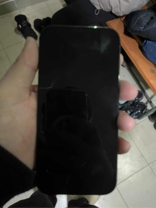 Продам айфон 14 про