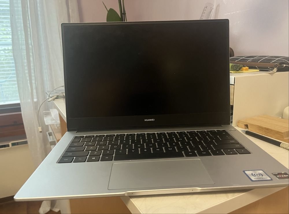 Huawei MateBook D 14