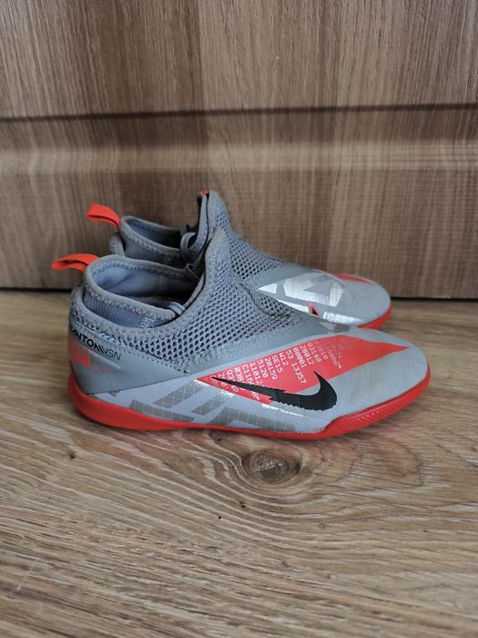 Детски футболни обувки стоножки  Nike Phantom VSN 2 Academy 32номер