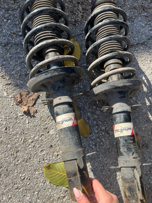 Амортисьори за Ауди А3 8л