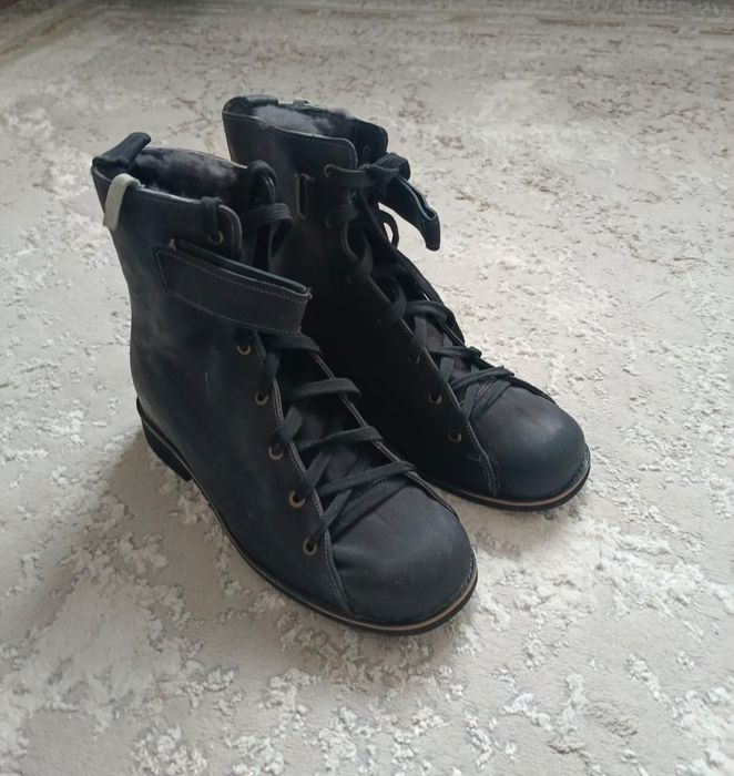 Продам новый ортопедический зимний обувь