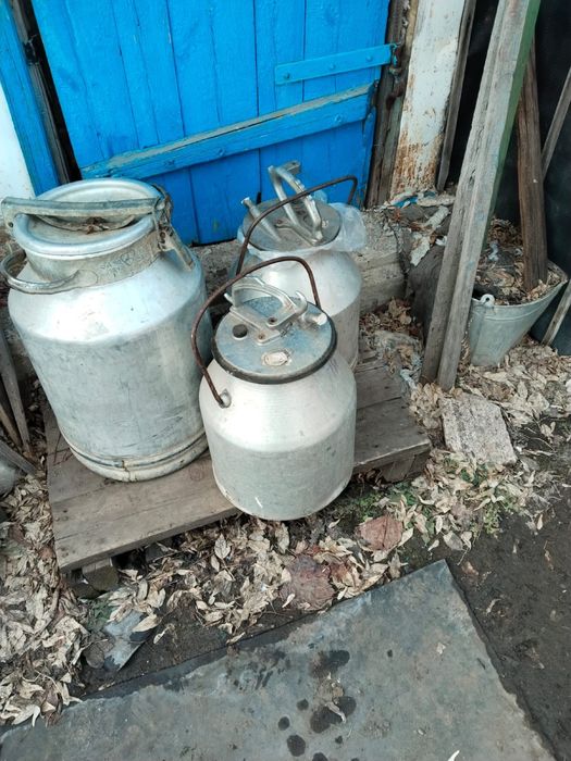 Продам фляги алюминиевые 40 л и 25 л