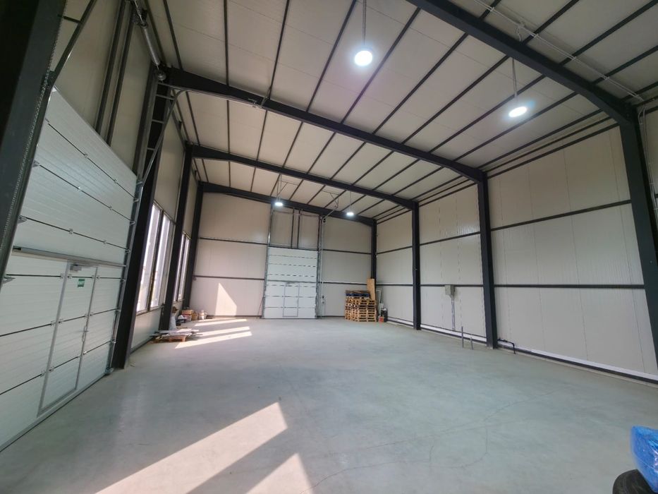 Hala nouă de închiriat 200mp + curte 300mp