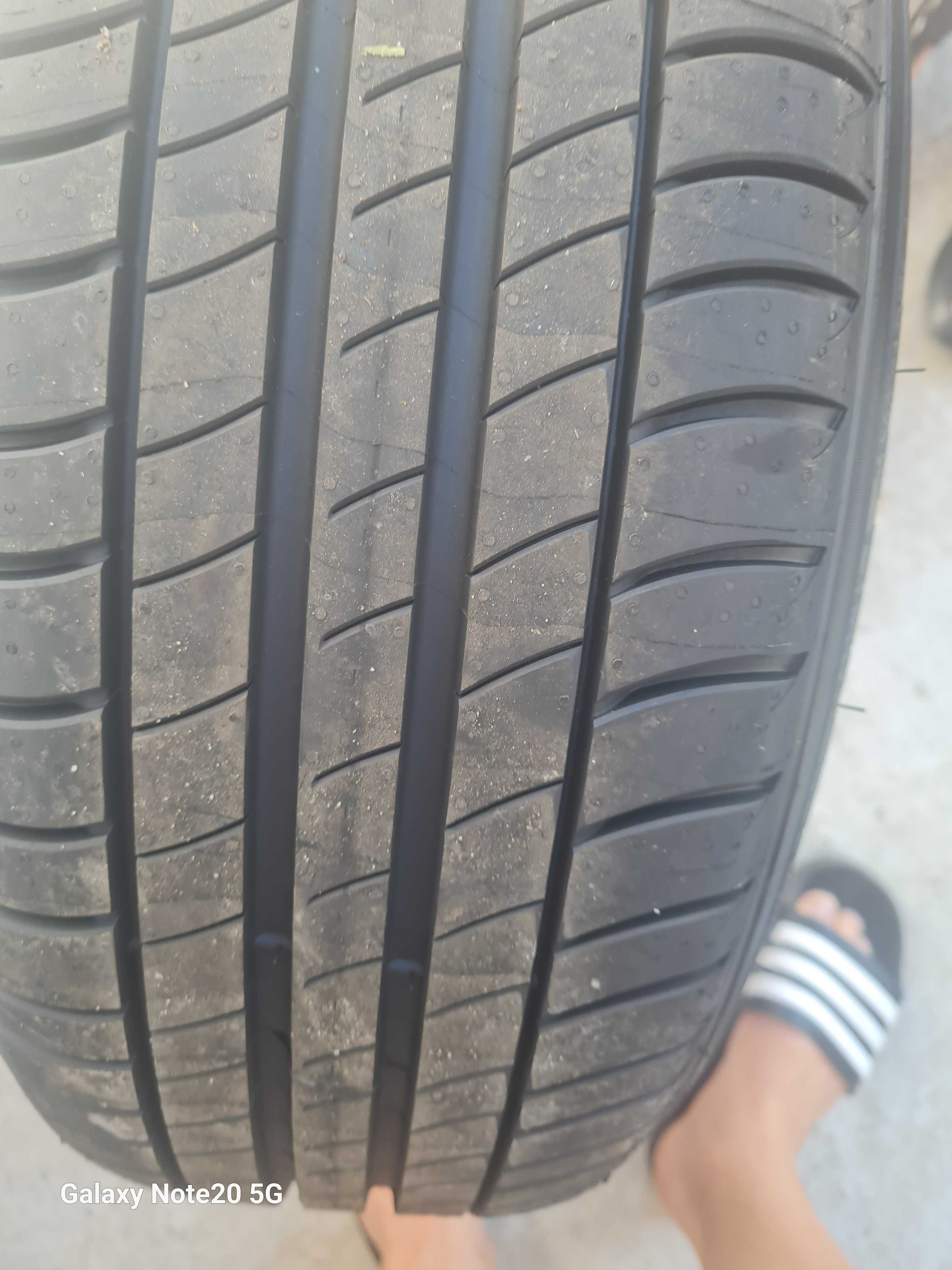 Vand 1 janta si 1 cauciuc nou Michelin primacy 3