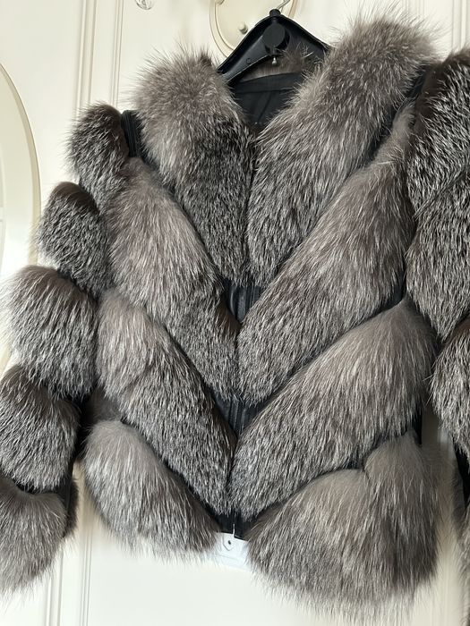 Haină din blană naturală de vulpe gri