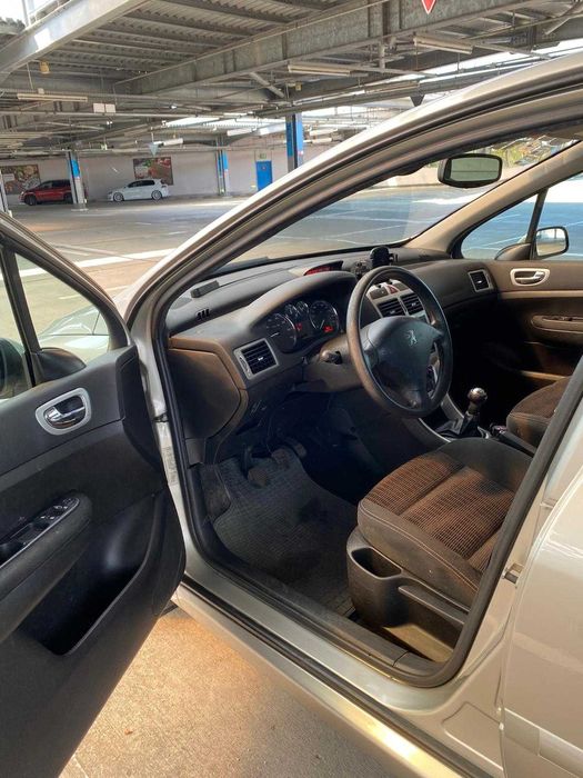 Peugeot 307 1.6 Facelift benzina 110 CP, 142000 Km - Aug.2007