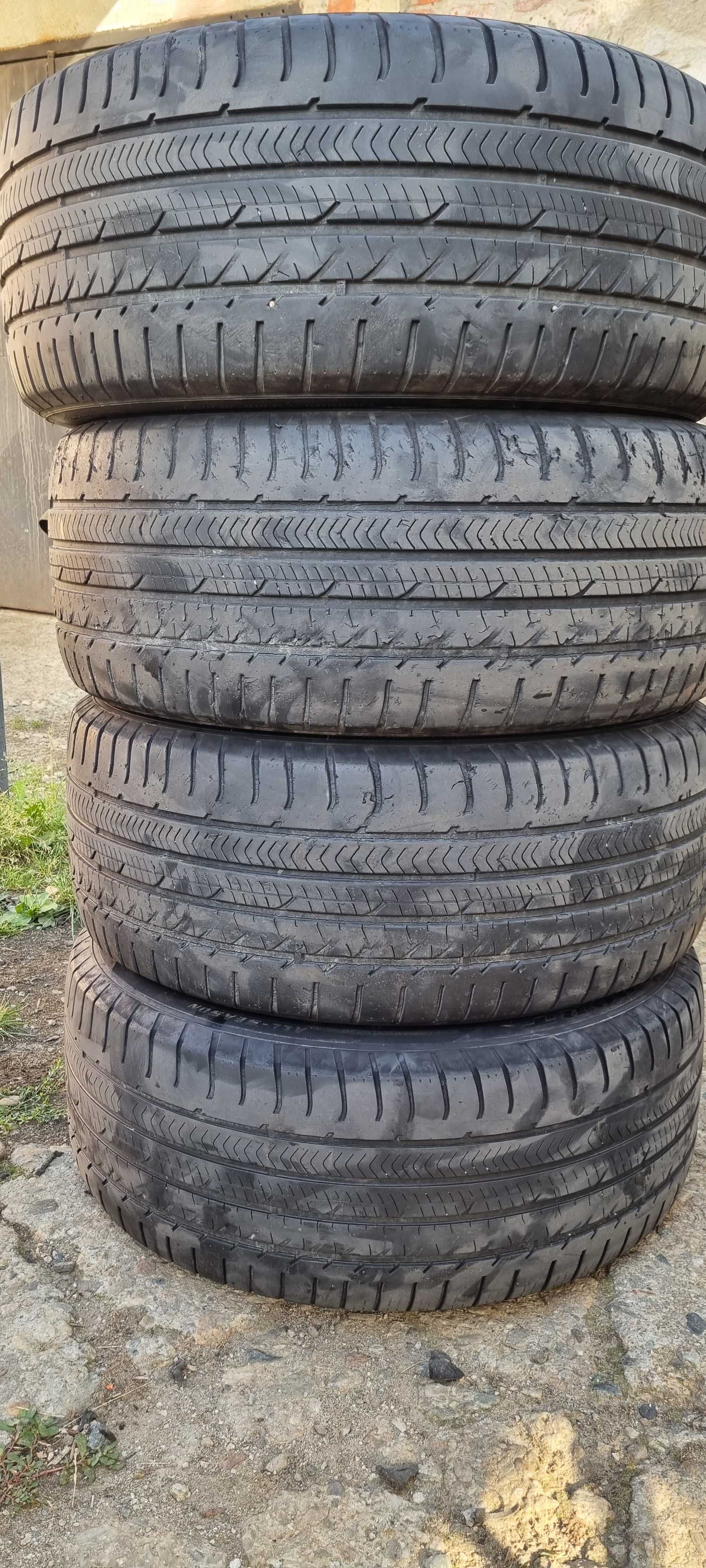 285/45R20 Goodyear Eagle Sport