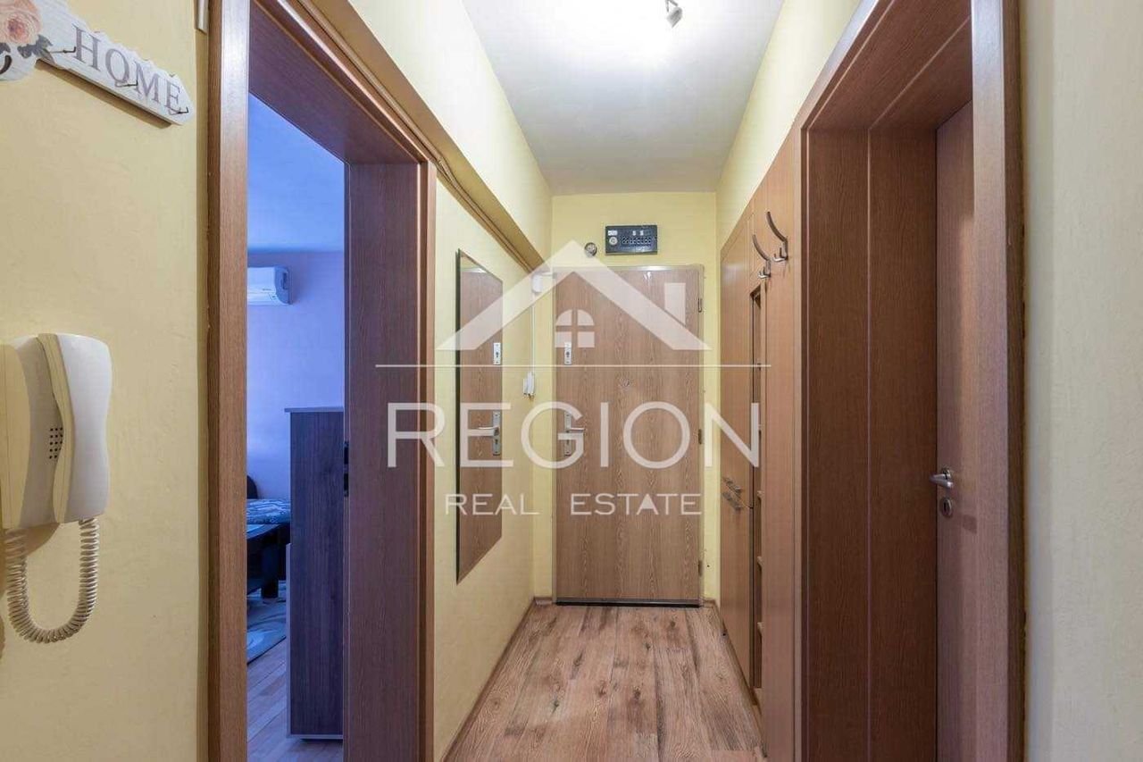 Дава се под наем Тристаен апартамент в Варна, Център - 90 кв.м за 510 € - Снимка #3