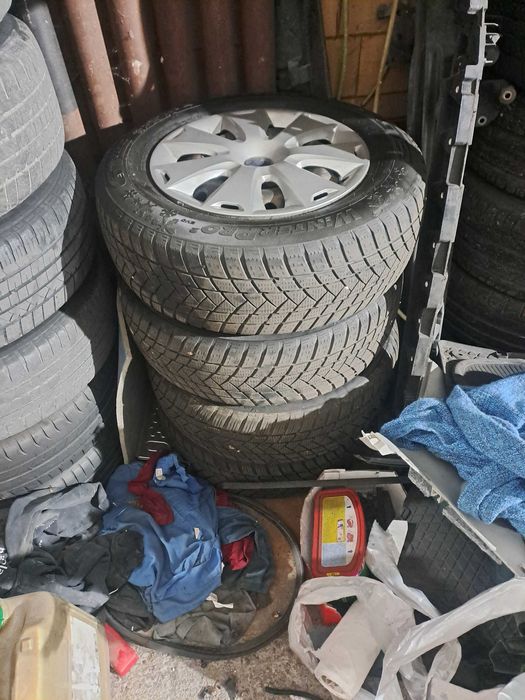 215 65 16 cauciucuri iarna ford kuga