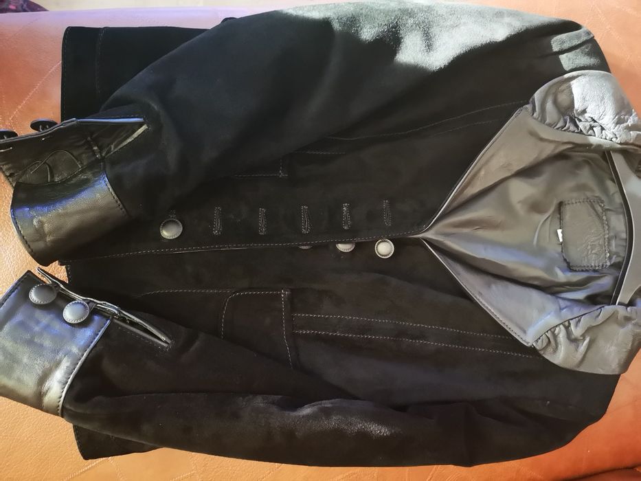 Черно велурено сако, размер 38