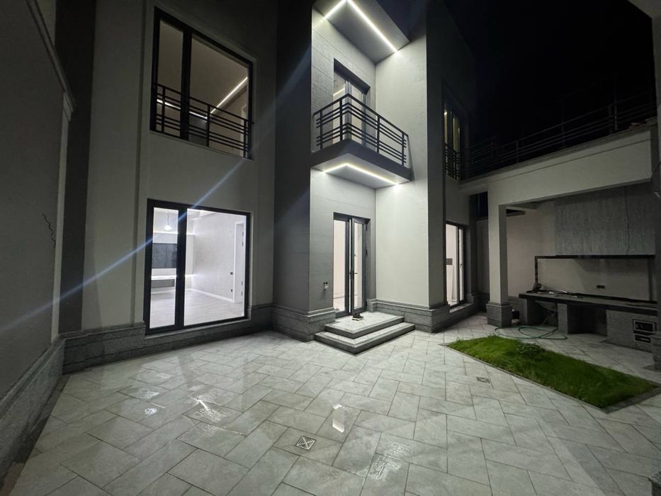 Ор-р: Ул.Зиелилар, Wist school Продается Новый Евро Дом 1,5.соток 220м