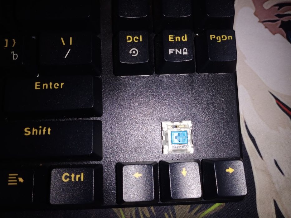 Клавиатура MeToo Zero X52 черный