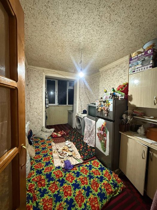 Продается 3 ком. Квартира площадью 70 кв.м. В Саттепо ор. Базарчик