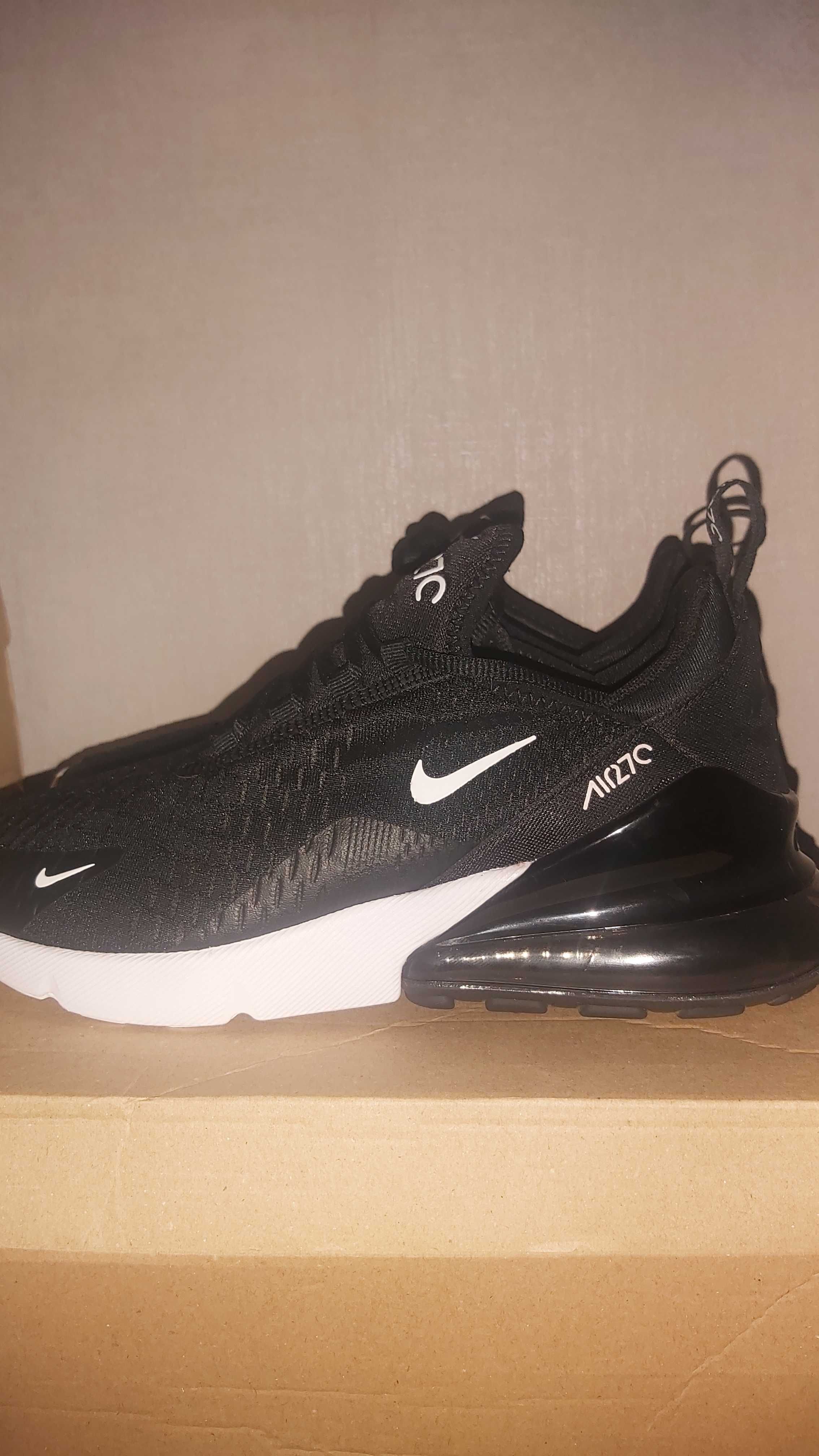 Nike Air Max 270 - Номер 40.5