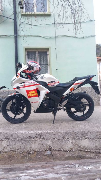 Honda Cbr 125r jc50